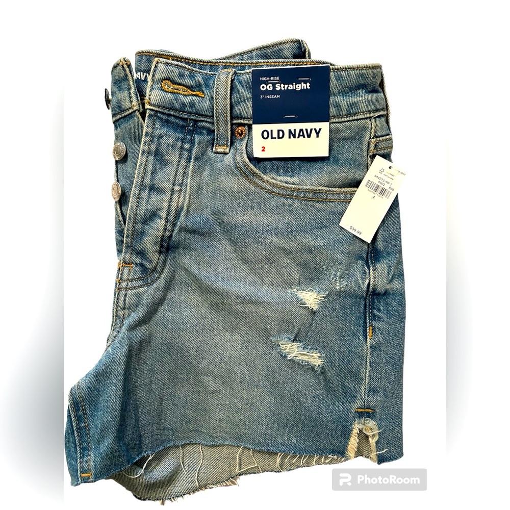 Old Navy Jean shorts; new with tags. OG straight, high rise; 3” inseam